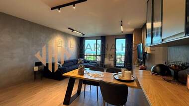 Închiriere - Apartament în Sfinții Constantin și Elena,  Varna