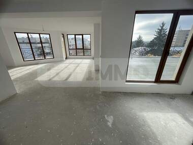 Vânzare - Apartament în Gradska bolnița,  Dobrice