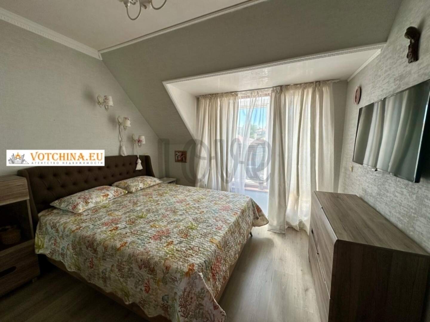 Тристаен Апартамент в Галата, Варна – снимка 6