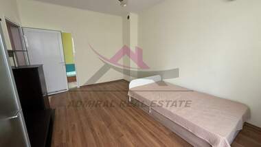 For rent - Apartment in Cveten kvartal,  Varna