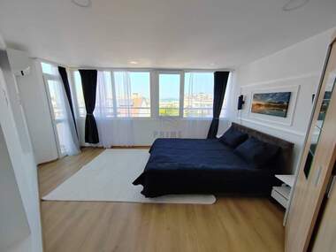 Închiriere - Apartament în Lazur,  Burgas