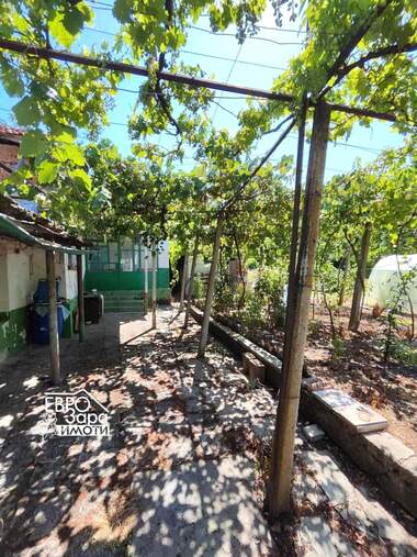 For sale - House in Arnautito,  Stara Zagora
