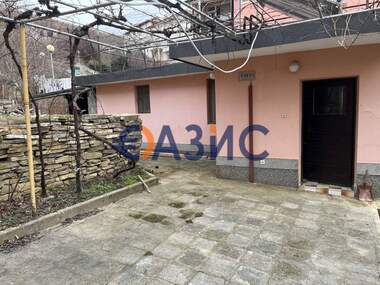 For sale - House in Sveti Vlas,  Burgas