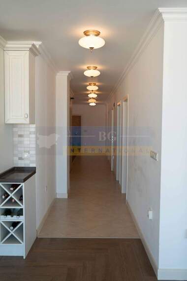 Продажба - Апартамент в Черноморец,  Бургас