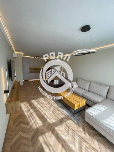 For sale - Apartment in Iujen,  Plovdiv
