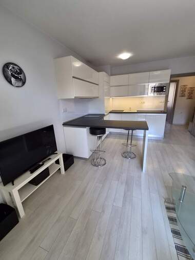Miete - Wohnung in Mladejki halm,  Plowdiw