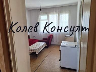 Продажба - Апартамент в Училищни,  Хасково