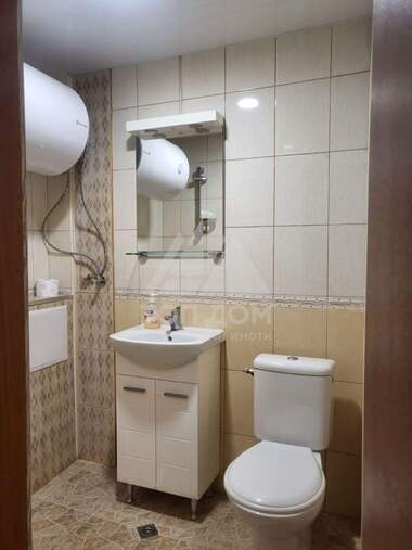 Închiriere - Apartament în Kolhozen pazar,  Varna