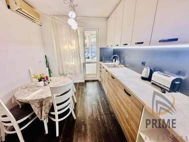 Vânzare - Apartament în Lazur,  Burgas