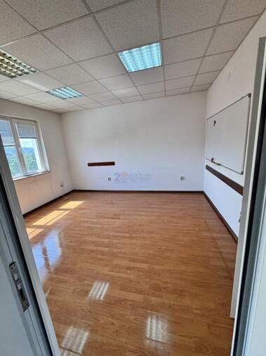 Miete - Büro in Zentar,  Weliko Tarnowo