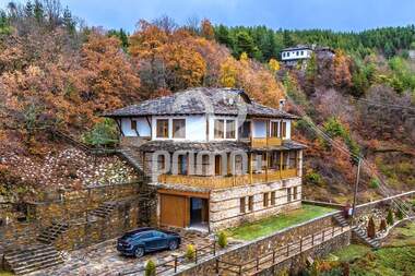 Продажба - Къща в Лещен,  Благоевград