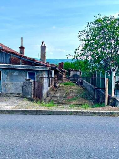 For sale - House in Banya,  Burgas