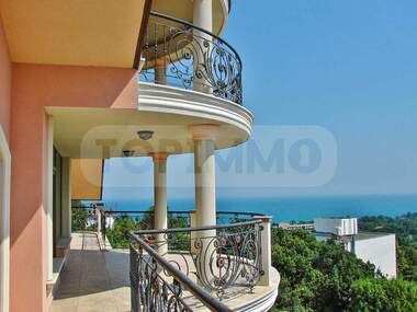 Vânzare - Hotel în Sveti Konstantin i Elena,  Varna