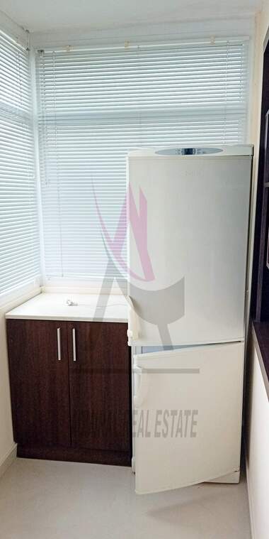 Închiriere - Apartament în Văzrajdane 1,  Varna