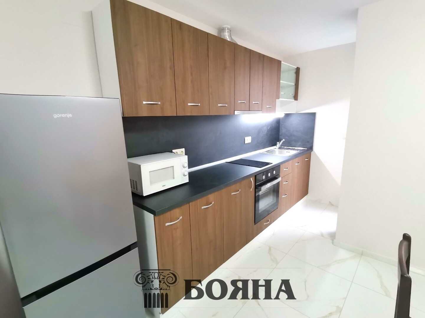 Двустаен Апартамент в Ялта, Русе – снимка 3