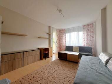 Închiriere - Apartament în Suhata reka,  Sofia