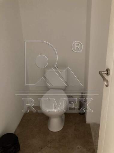 For rent - Store in Industrialna zona-Sever,  Plovdiv