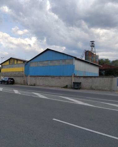 Verkauf - Industriegebäude/Autowerkstatt/Lagerhalle/Lager/Fitnessstudio in Dupniza,  Küstendil