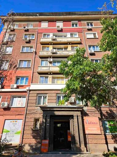 Verkauf - Wohnung in Center,  Sovia