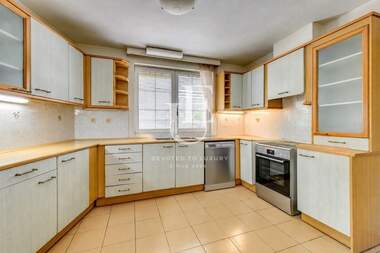 For sale - House in V.Z. Simeonovo-Dragalevci,  Sofia