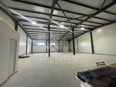 For rent - Storage in Industrialna zona-Iug,  Plovdiv