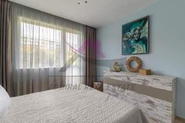 Închiriere - Apartament în Ceaîka,  Varna