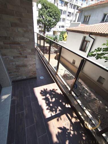 Miete - Wohnung in Zentar,  Burgas