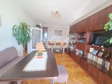 For sale - Apartment in Dobrudjanski,  Shumen