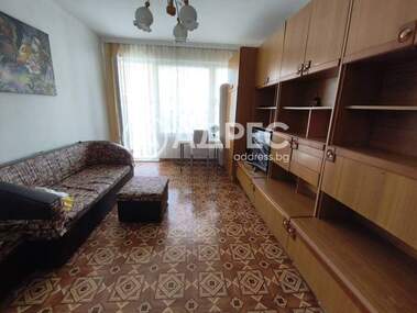Închiriere - Apartament în Văzrajdane 1,  Varna