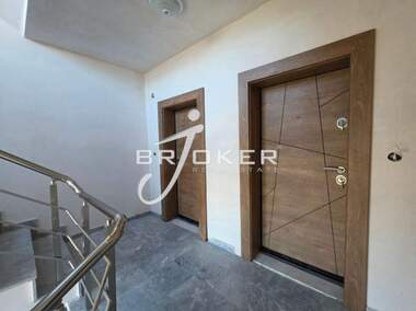 Vânzare - Apartament în Rezbarți,  Kărdjali