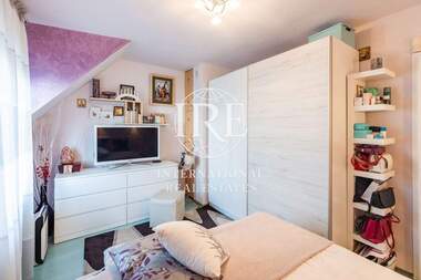 Verkauf - Wohnung in Sportna zala,  Warna
