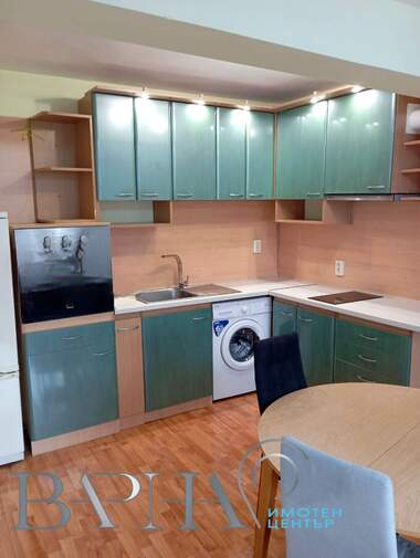 For rent - Apartment in Liatno kino Trakia,  Varna