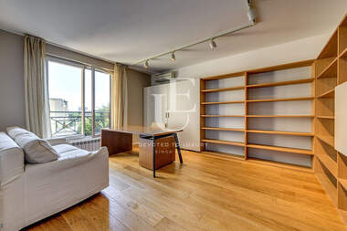 Închiriere - Apartament în Lozeneț,  Sofia