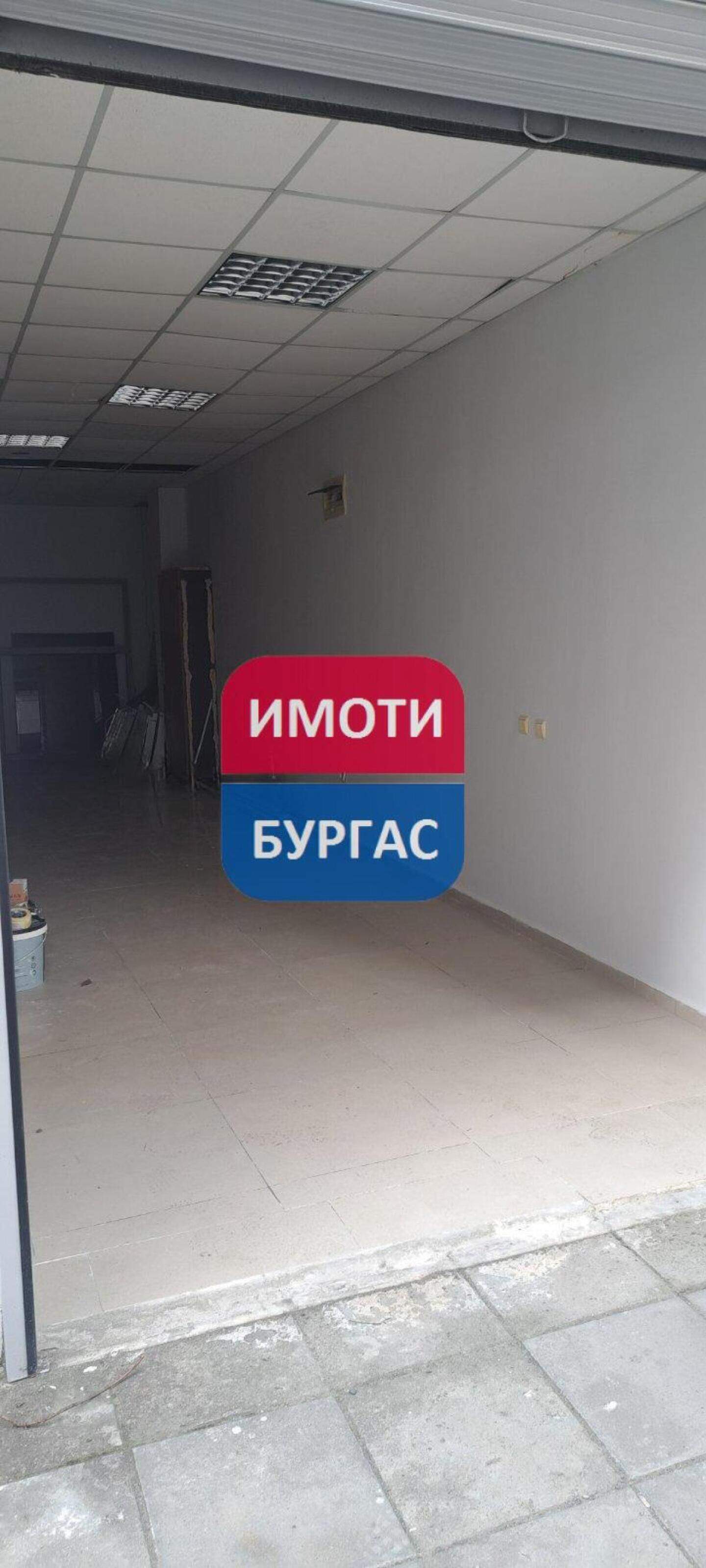 Паркомясто в Лазур, Бургас – снимка 4