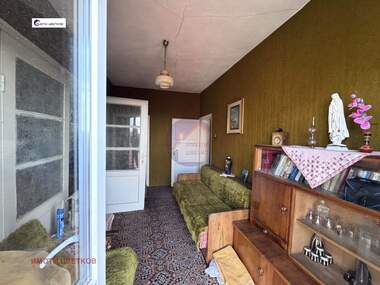 Verkauf - Etage von Haus in Zentar,  Wraza