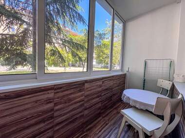 Miete - Wohnung in Zentar,  Burgas