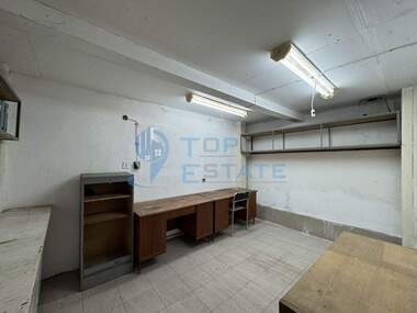 Продажба - Промишлено помещение в Павликени,  Велико Търново