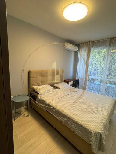 Miete - Wohnung in Briz,  Warna
