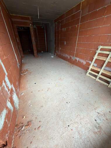 Vânzare - Apartament în Malinova Dolina,  Sofia