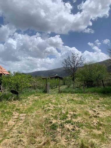 Продажба - Къща в Гюешево,  Кюстендил