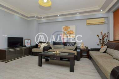 Продажба - Апартамент в Изгрев,  Бургас