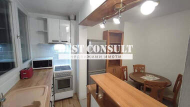 Închiriere - Apartament în Hășove,  Ruse