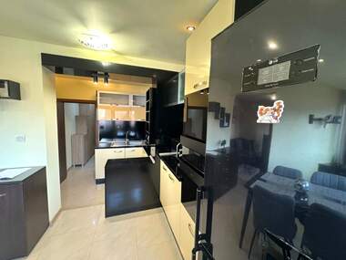 Miete - Wohnung in Zentar,  Burgas
