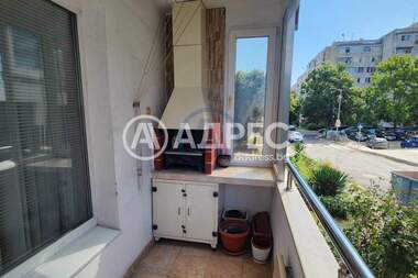 Продажба - Апартамент в Изгрев,  Бургас