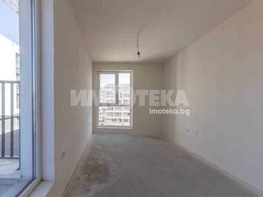 For sale - Apartment in Vazrajdane 1,  Varna