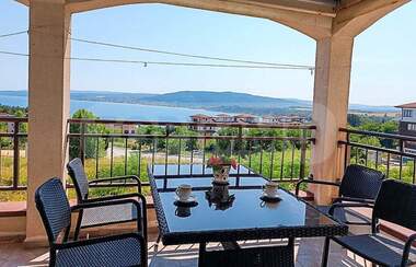 Vânzare - Apartament în Biala,  Varna