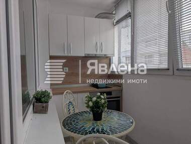 Miete - Wohnung in Lazur,  Burgas