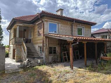 For sale - House in Briast,  Haskovo