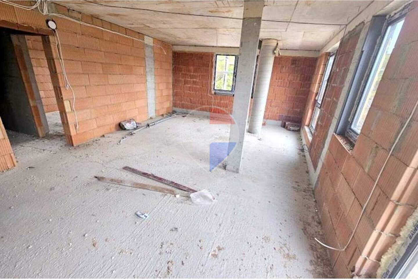 Cu trei camere Apartament în Izgrev, Varna – fotografia 2
