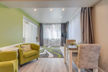 Kira - Apartman olarak Oborishte,  Sofia